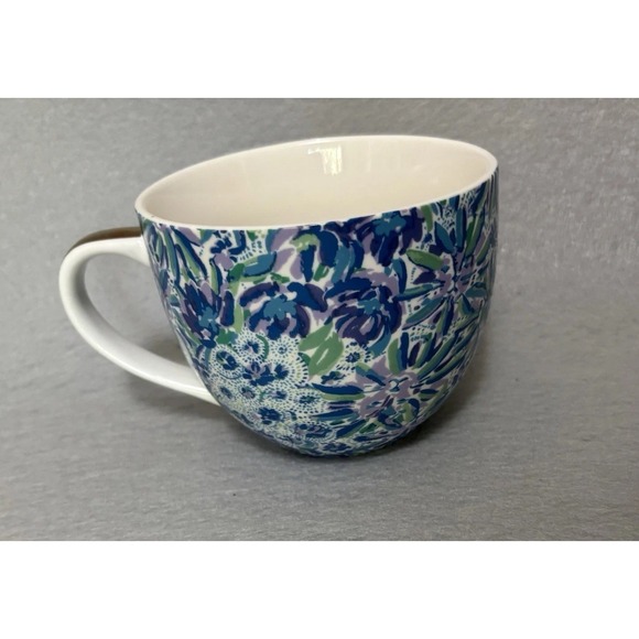 Lilly Pulitzer Hidden Cat Coffee Mug W/ Gold Trim And Blue Floral Pattern 12oz - Picture 2 of 5